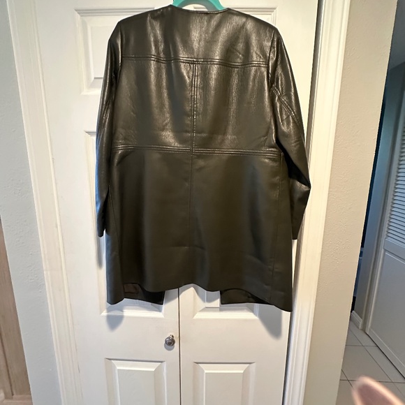 Chico's Edge to Edge Olive Topper 3/4 faux Leather - Picture 3 of 5